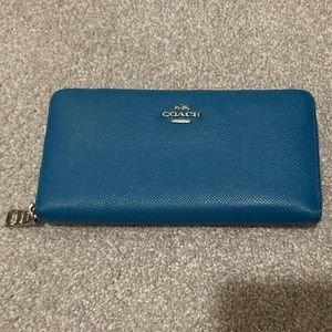 Coach | Woman’s Accordion Zip Wallet | Turquoise